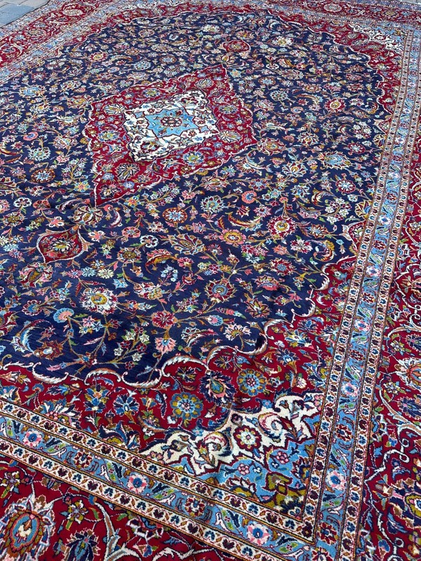 Top Quality Handmade New Oriental Rug, Blue Floral Medallion Design, 10x14 gallery