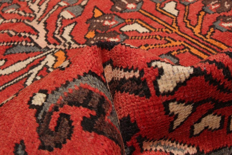 Vintage 3'10" x 6'6" Traditional Hand Knotted Vegetable Dye Wool Area Rug gallery