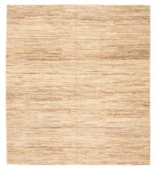 Vintage Hand Woven Area Rug 5’10” x 6’5″ Traditional Wool Oriental Carpet