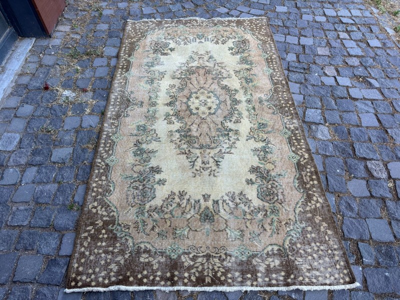 Area rug, Turkish rug, Vintage rug, Handmade rug, Wool rug Carpet | 3,9 x 6,8 ft gallery