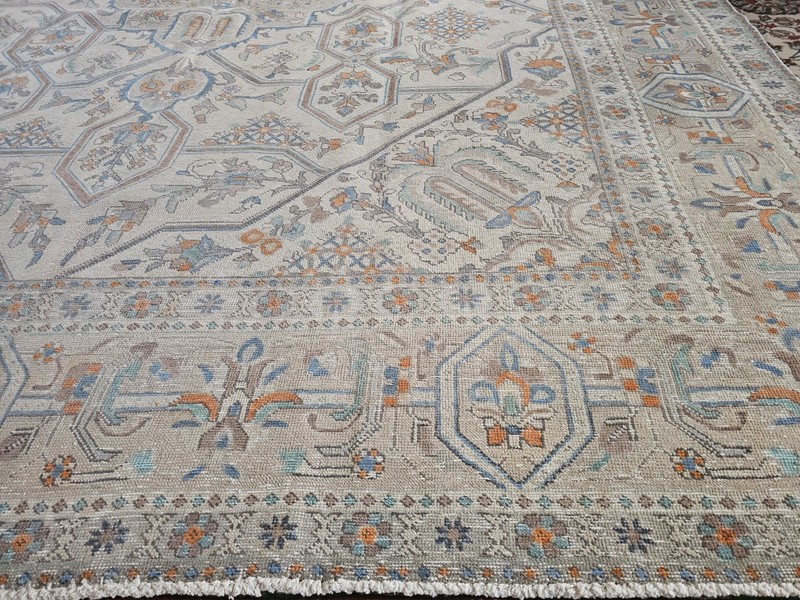 9.5 x 13.1 ANTIQUE QUALITY USHAK CAUCASIAN VINTAGE SERAPI HERIZ KAZAK gallery