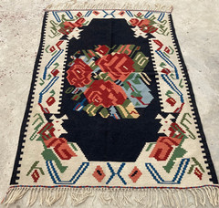 Vintage Handmade Traditional Romania Floral Flatweave Kilim Wool Rug 176×120 cm