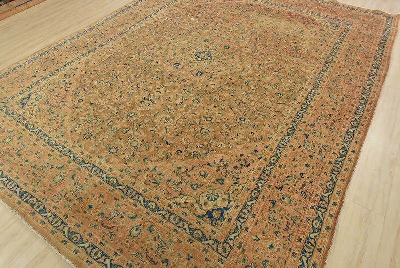 Vintage Anatolia 9’7” x 12’4” Brown Distressed Wool Hand-Knotted Oriental Rug gallery