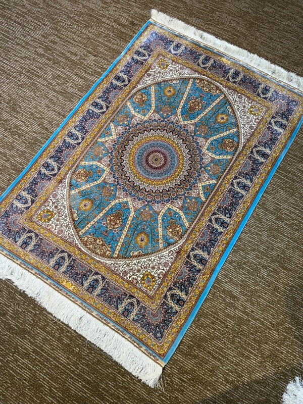 Silk 3 x 5 ft High Quality Medallion Design Silk Area Rug gallery