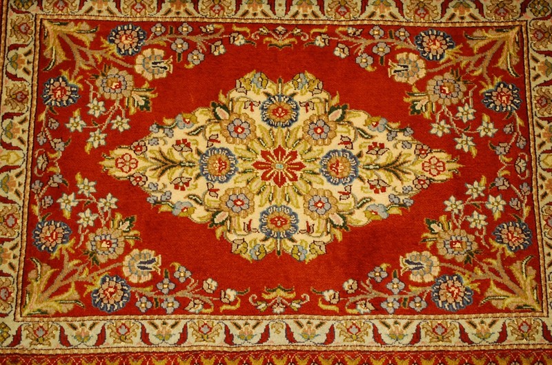 NATURAL WOOL Old Oriental Rugs, Hand Woven,knotted size Approximately 2' × 3' gallery
