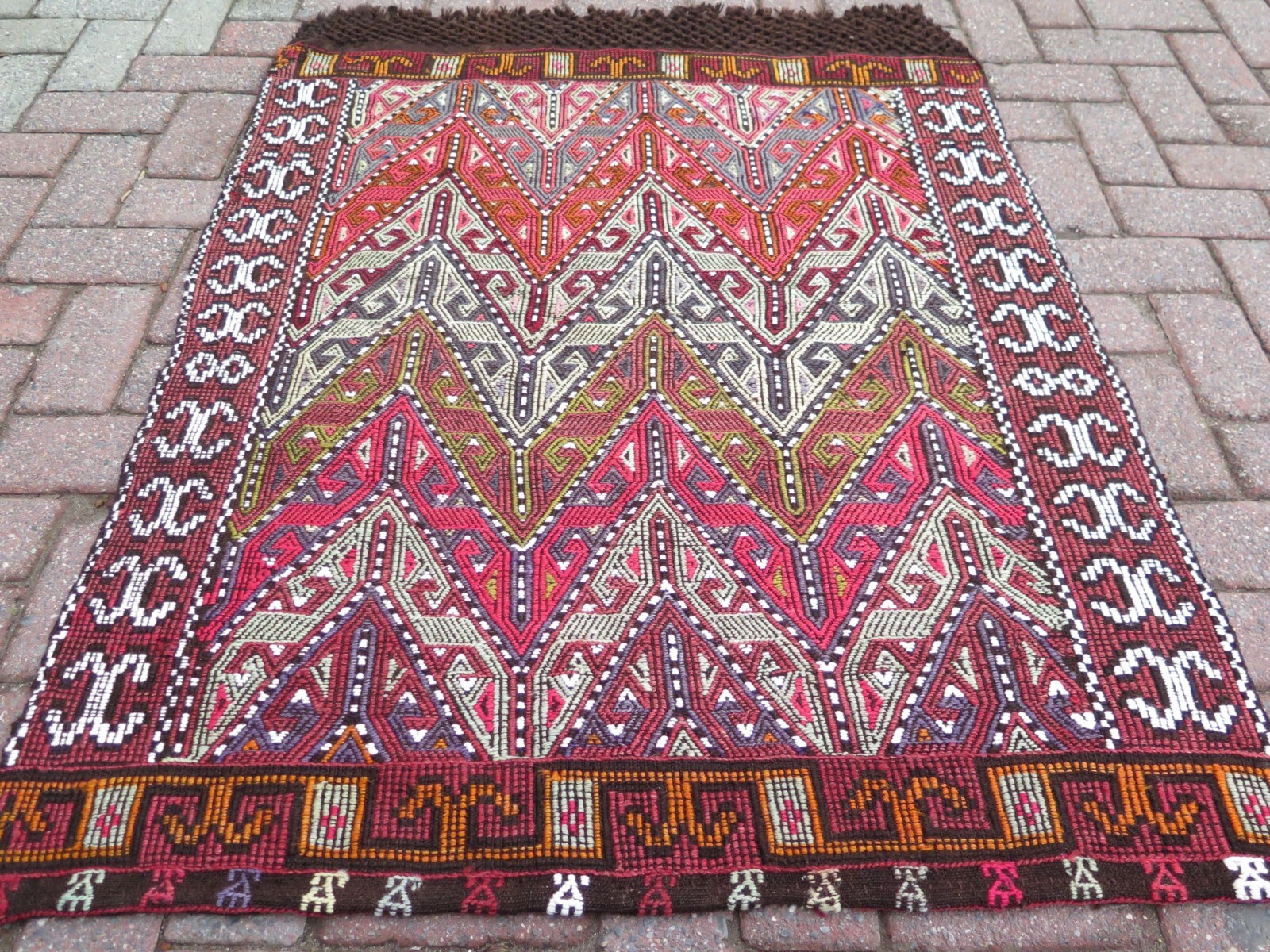Bedroom Rug, Wool Rug, Area Rugs, Embroidery Rug, Small Pink Kilim Rug 39"x51" gallery