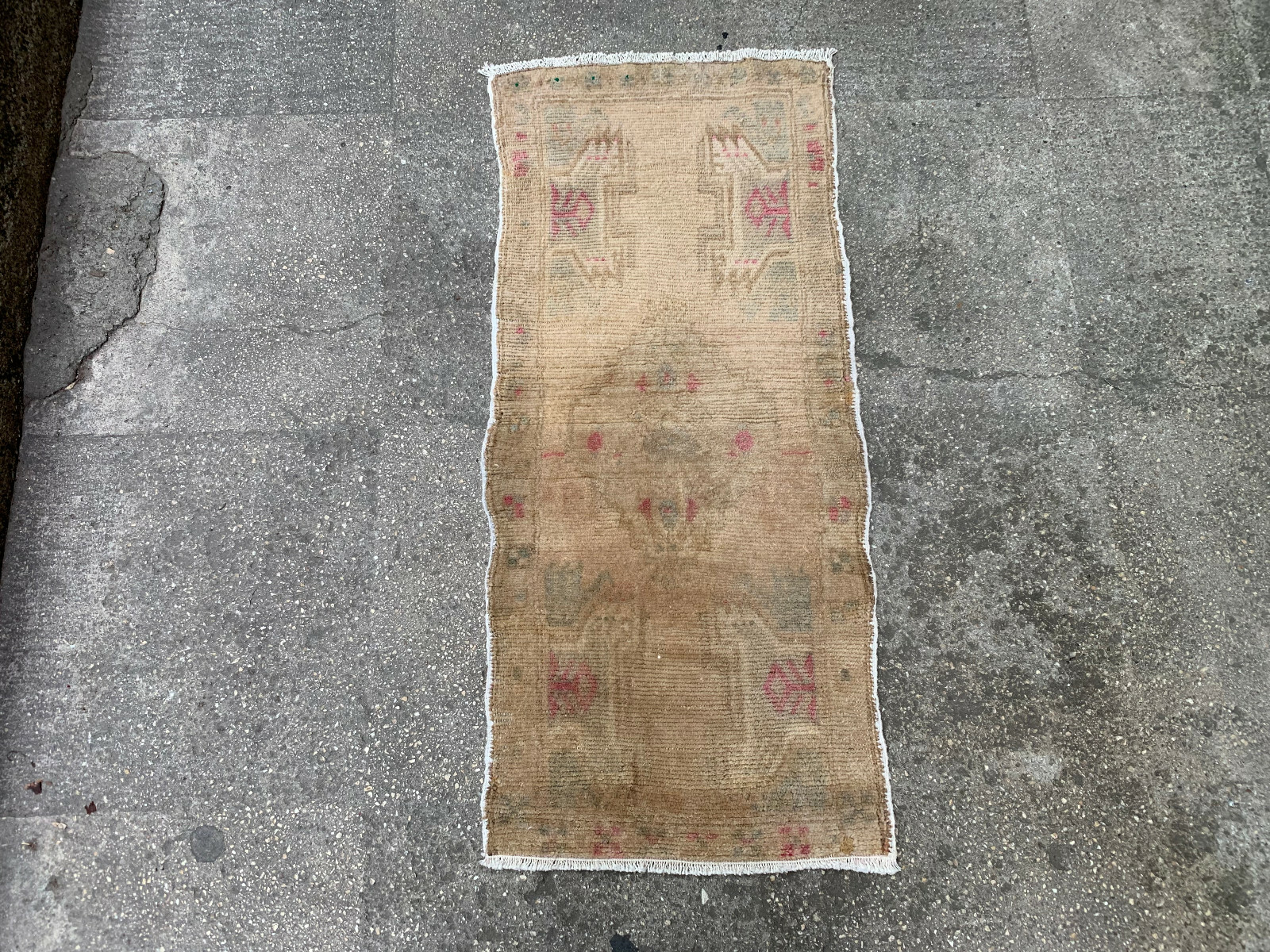 1'7'' x 3'7'' Vintage Natural Rug Village Rug Handmade Carpet.SKU:V788 gallery