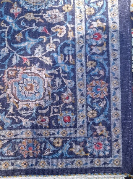 Kashaan design hand knotted wool rug in excellent condition gallery