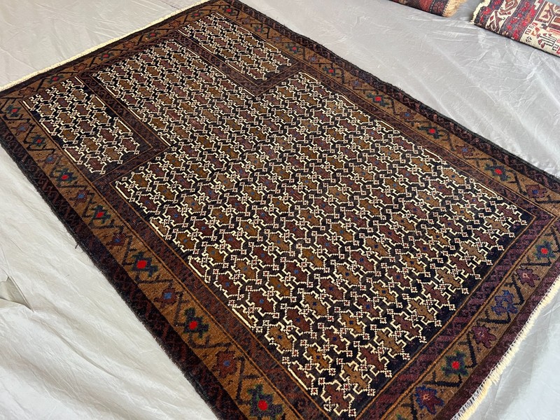3'1 x 4'8 ft Vintage Afghan Baluchi Prayer Rug Hand Knotted Wool Tribal Carpet gallery