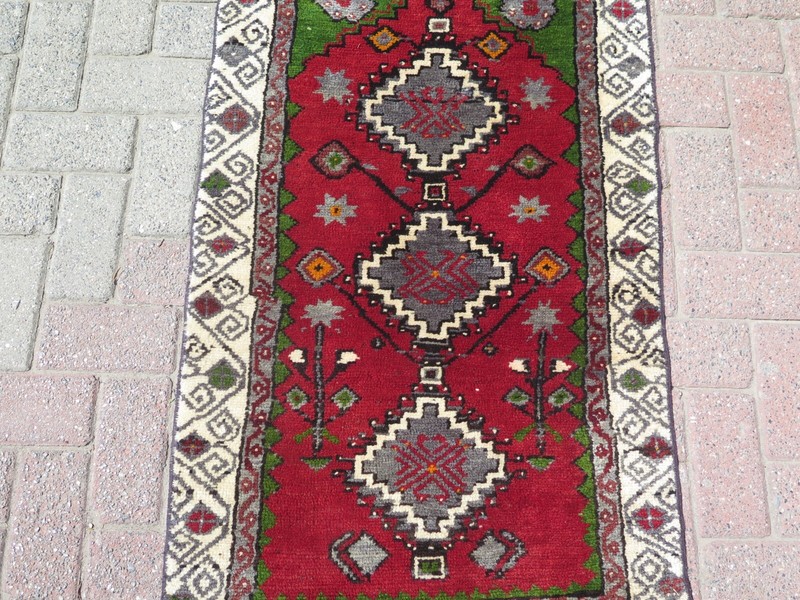 Vintage Turkish Carpet, Handmade Bedroom Rug, Tribal WoolRug, Red Carpet 27"X50" gallery