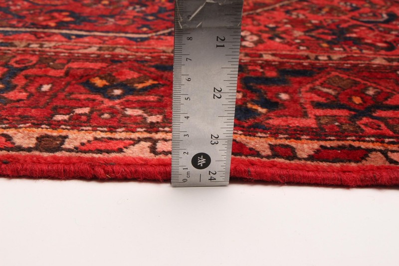 Vintage 4'1" x 7'4" Traditional Hand Knotted Vegetable Dye Wool Area Rug gallery