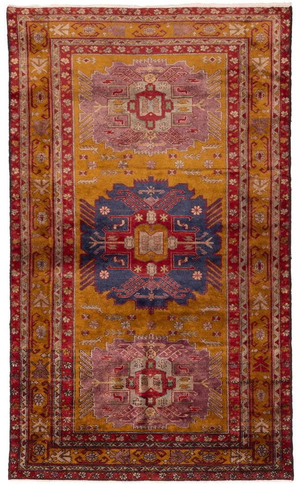 Traditional Vintage Hand-Knotted Carpet 4'0" x 6'9" Wool Area Rug