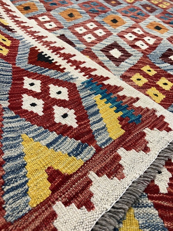 Vintage Kilim Traditional Hand Made Oriental Wool Kilim 6ft5inx5ft 195cmx154cm gallery