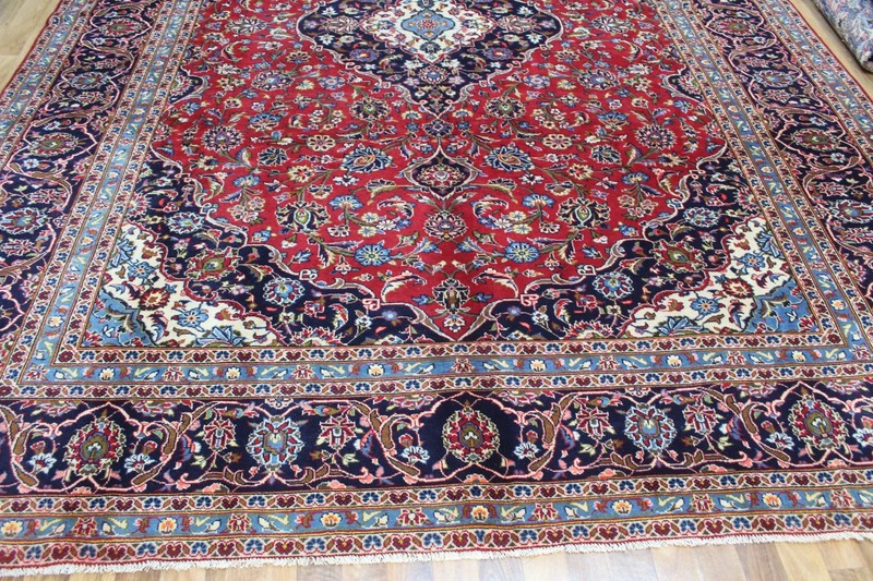 Large Handmade Oriental Keshan Rug 395 x 290 cm (13’0” x 9’6”) Floral Medallion gallery