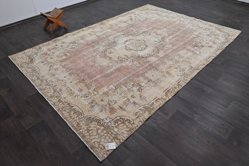 Oushak Turkish Vintage Rug 6x10 Kilim Rug Anatolian Handmade Boho Decor PINK gallery
