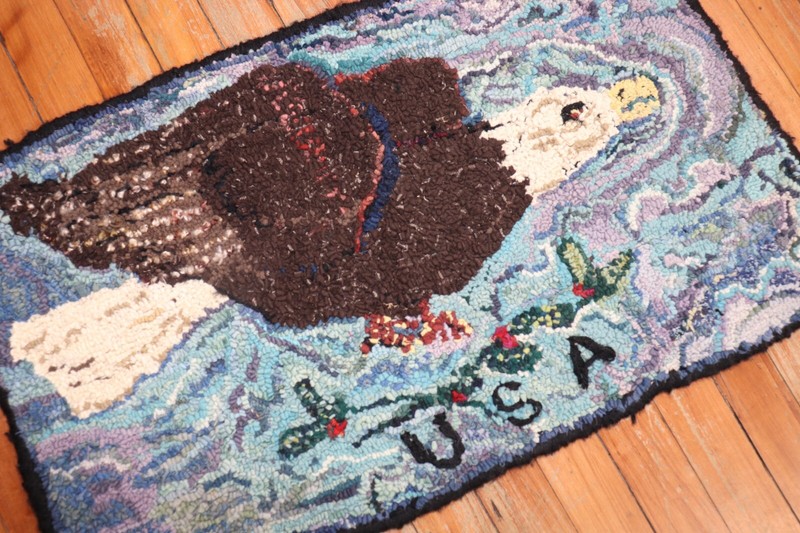 Vintage American Bald Eagle Hook Hooked Rug Size 1'5''x2'5'' gallery