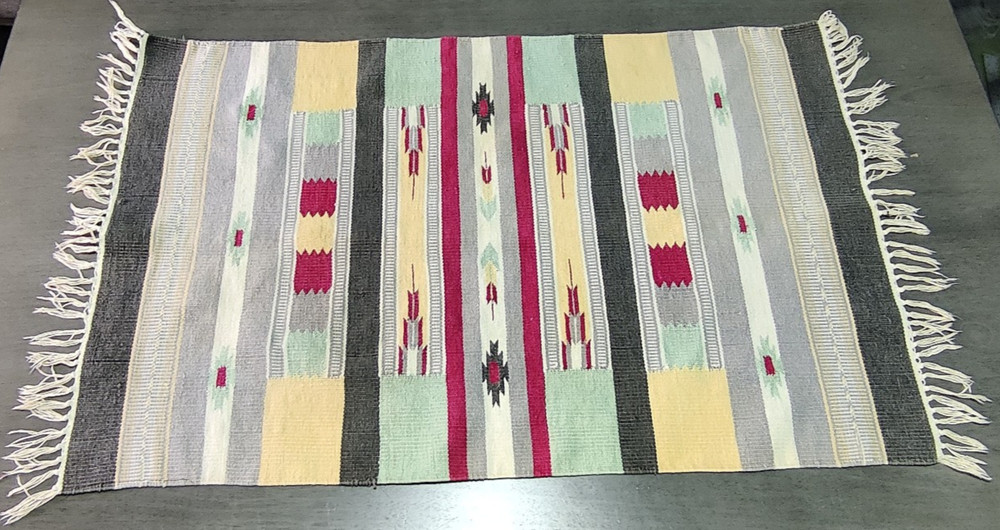 Genuine Vintage Turkish Kilim Rug – Handwoven Wool 3.5 x 2.25 (42in x 27in)