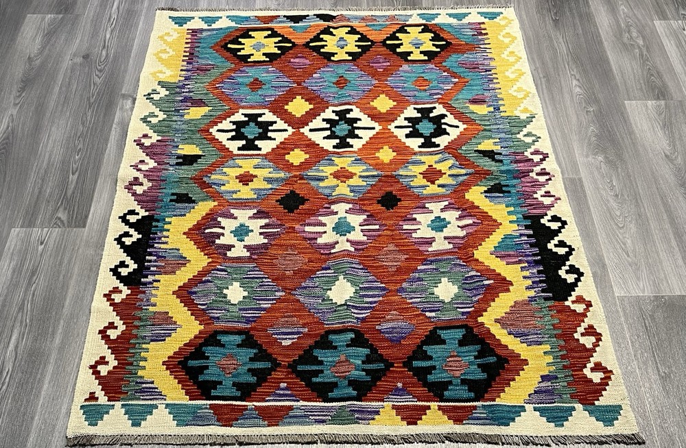 Vintage Kilim Traditional Hand Made Oriental Wool Kilim 5ft10inx3ft 174cmx129cm