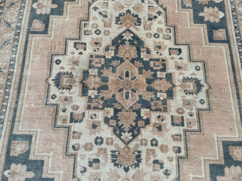 6 x 9 ft Pink Turkish Taspinar 1970s Vintage Hand Knotted All Wool Turkish Rug gallery