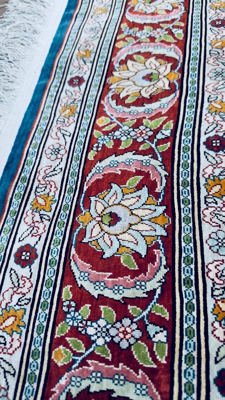Authenntic-100% Hereke Silk Rug 3x5ft Vintage Luxury Rug 80 RAJ gallery