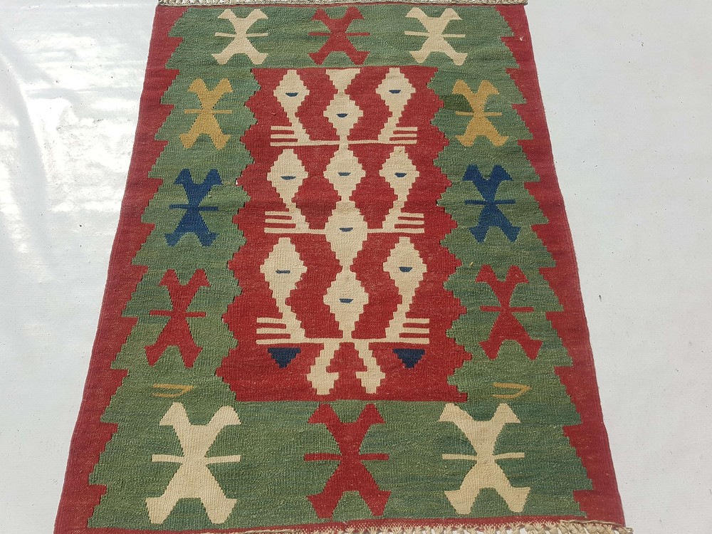Vintage Handmade Turkish Tribal Wool Kilim Rug Carpet 116x90 cm