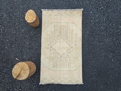 2×3 Ft Vintage Beige Door Mat, Turkish Oushak Wool Bathroom Area Rug