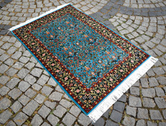 Silk Rug 100 % Bamboo Silk Rug 39” x 59” Floral Model Silk Bamboo Wall Rug