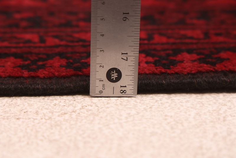 Traditional Vintage Hand-Knotted Oriental Carpet 6'8" x 9'5" Wool Area Rug gallery