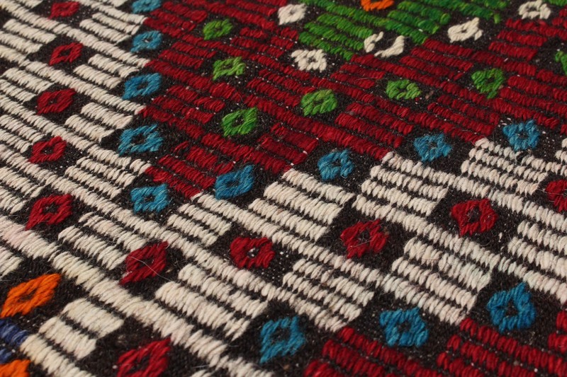 Vintage 6'4" x 10'6" Traditional Wool Hand Woven Oriental Area Rug gallery