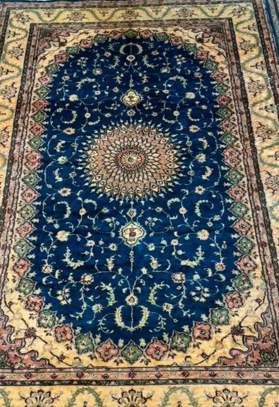 5 X8 COLLECTORS' ITEM Vintage Stunning Natural 100% Silk Floral Oriental Carpet gallery