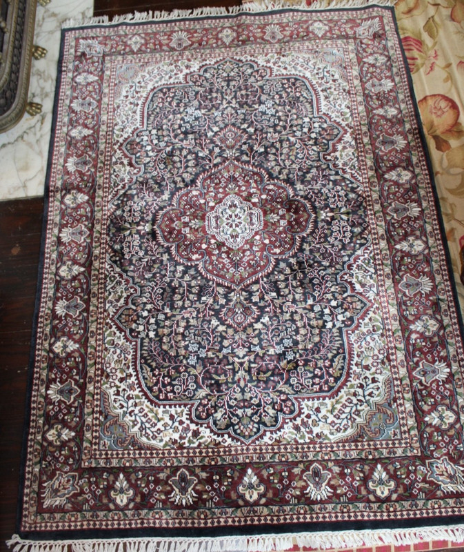 Vtg Oriental SILK Rug, Floral Medallion Design, Hand Knotted, 5'x7', EUC! gallery