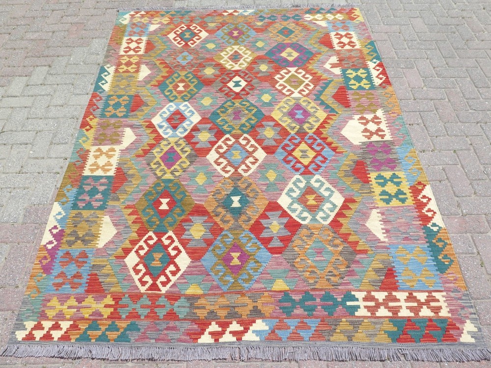 Oriental Rug, Area Rugs, Wool Boho Rug, Turkish Kilim, Handmade Rug 70"x95"