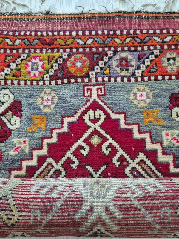 Rare Collector's Piece: Antique Turkish Yuntdağ Rug 30x45 in - All Natural Dyes gallery