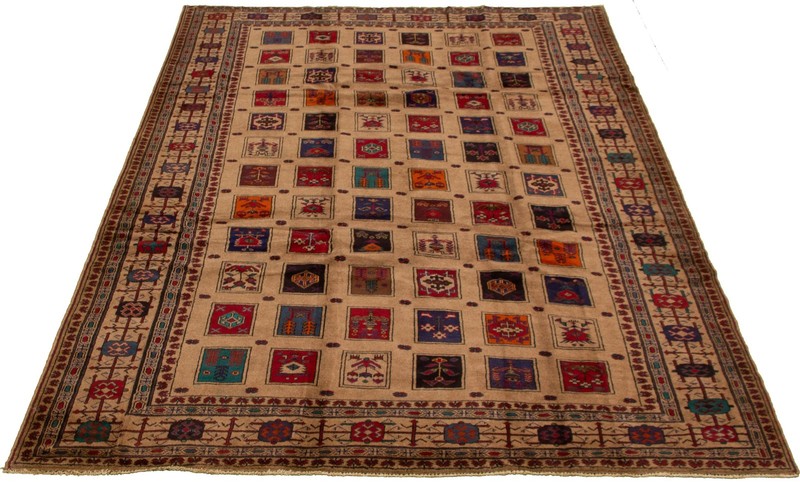 Vintage 6'11" x 10'1" Traditional Hand Knotted Vegetable Dye Wool Area Rug gallery