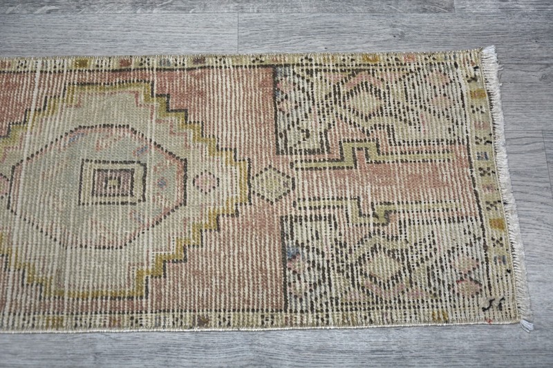 Vintage Turkish Oushak Rug 1'3x3'2 ft, Pink Boho Modern Rug gallery