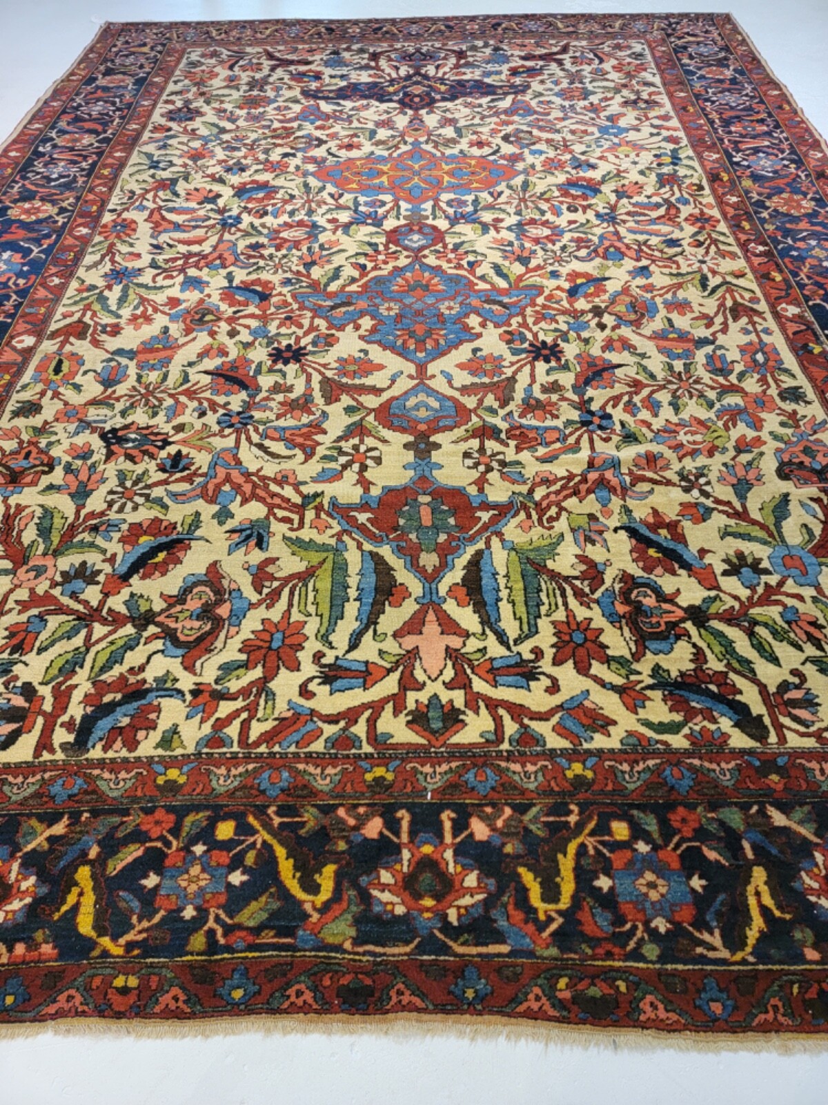 Antique Oriental Hand-Knotted Wool Area Rug Unique Bakhtiari Ivory 11'5" x 16'3" gallery