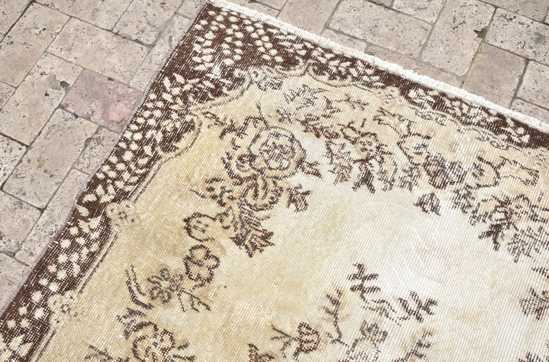 Turkish Rug 47''x79'' Vintage Light Color Medallion Oushak Carpet 120x203cm 3x6 gallery