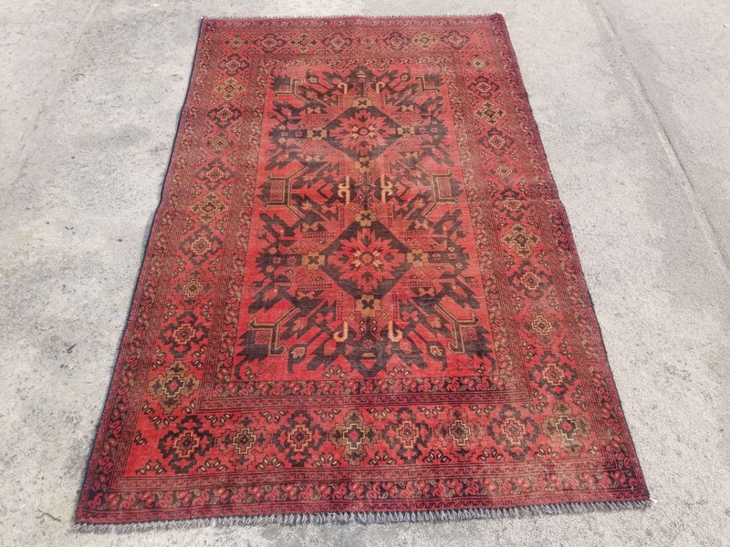 Vintage Distressed Hand Made Traditional Oriental Wool Maroon Rug 194x145cm gallery