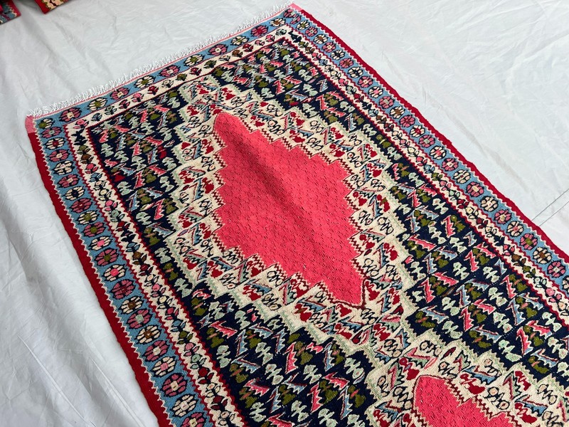 88 x 310 cm Stunning Vintage Super Fine Quality Senneh Knots Four Medallion Rug gallery