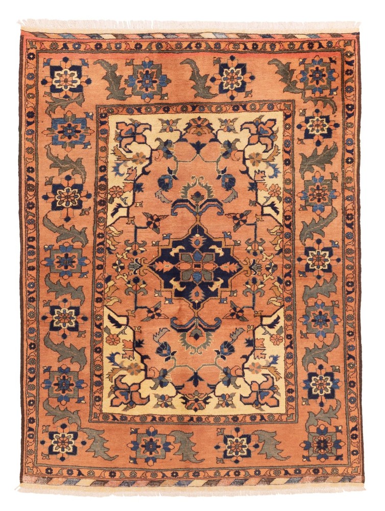 Vintage 4'11" x 6'5" Traditional Hand Knotted Vegetable Dye Wool Area Rug