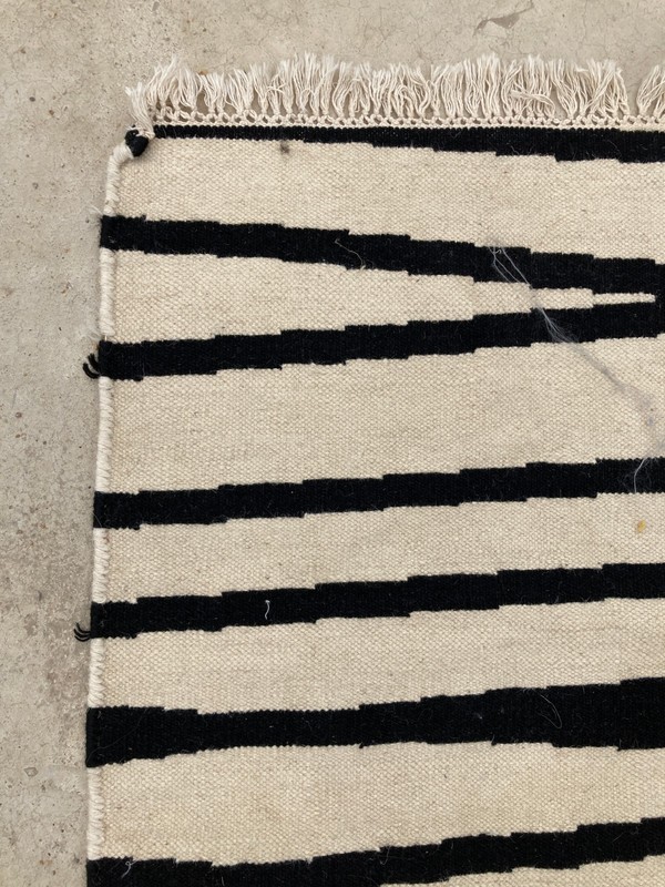 Vintage Traditional Handmade Beautiful Lvory Kilim Floor Rug Carpet 166x70 cm gallery