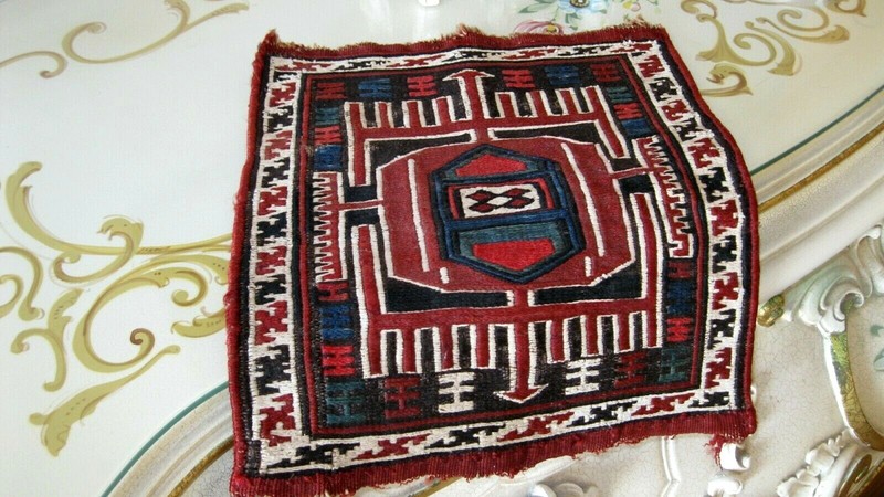 ANTIQUE 1890-1900 CAUCASIAN SOUMUK VERY SMALL BAG FACE EXCEPTIONAL PIECE gallery