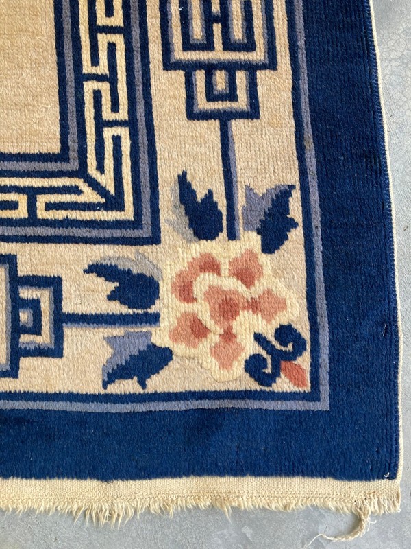 Vintage Handmade Chines Peking Art Deco Style Floral Wool Rug 230x157 cm gallery