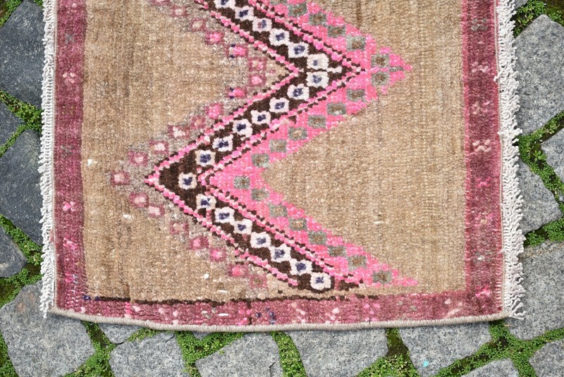 Rare Pink Color Rug 30'' x 19'' Anatolian Kilim Hand-Knotted Small Doormat Rug gallery