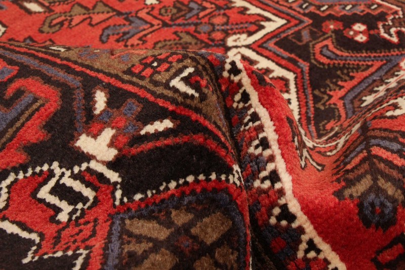 Vintage 6'10" x 9'5" Traditional Hand Knotted Vegetable Dye Wool Area Rug gallery