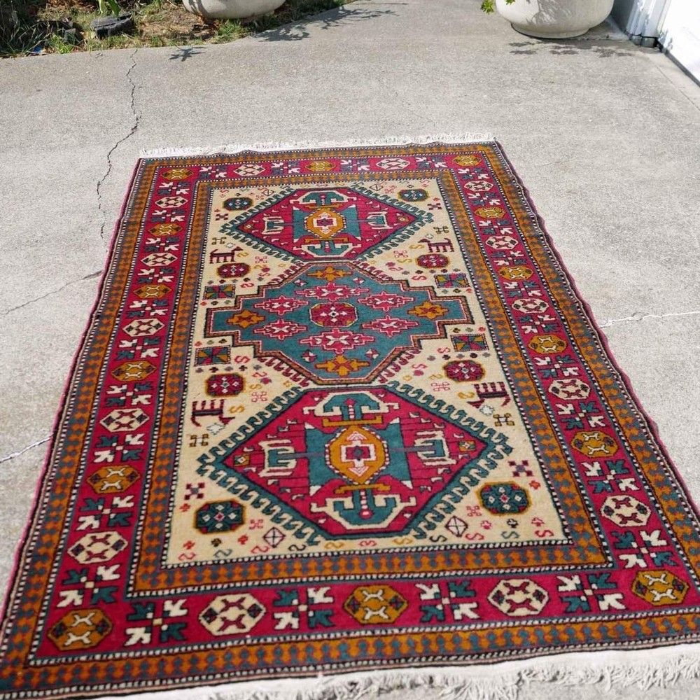 4'8 x 7'2 Vintage Wool Rug From Turkey (HANDKNOTTED)