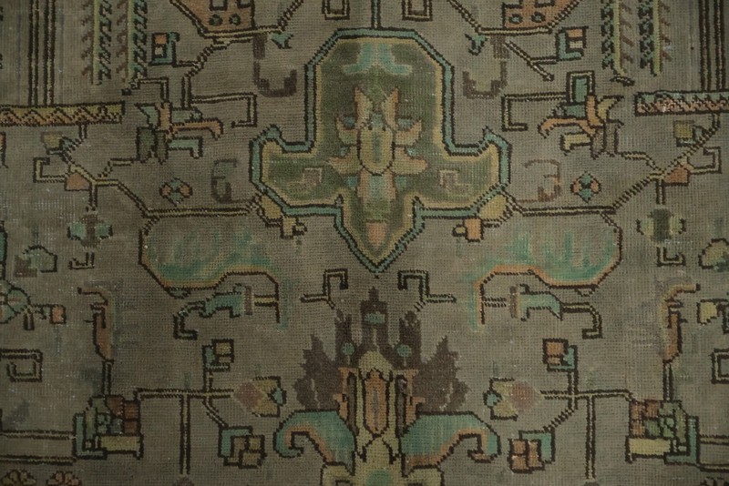 Geometric Living Room Area Rug 8x11 with Ornate Details and Traditional Style gallery