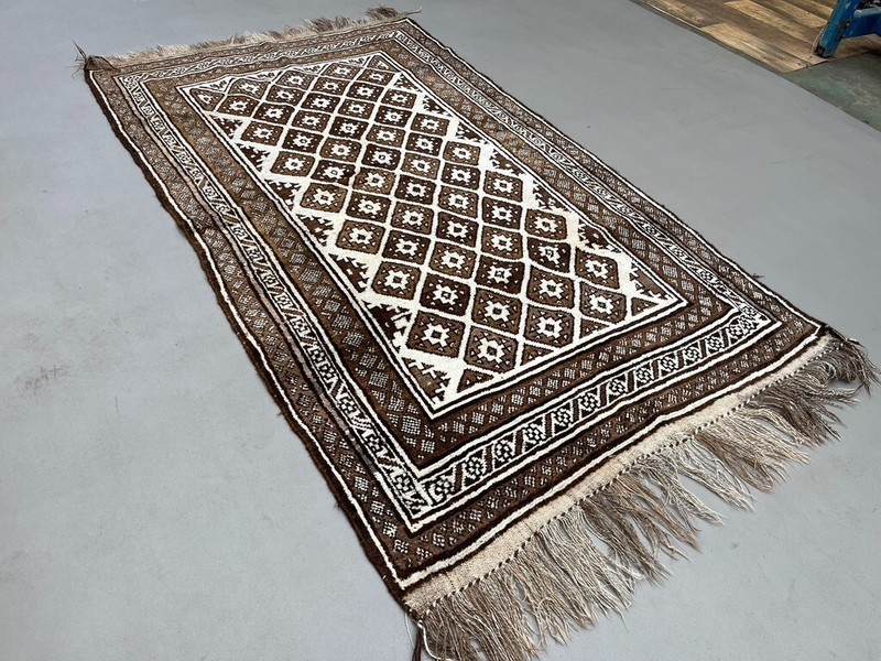 Vintage Luri Rug 245x138 cm medium, shabby chic Beige 2464 gallery