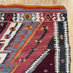 Vintage Rug 4′ 4 x 5′ 2 Red Turkish Kilim Oriental Rug