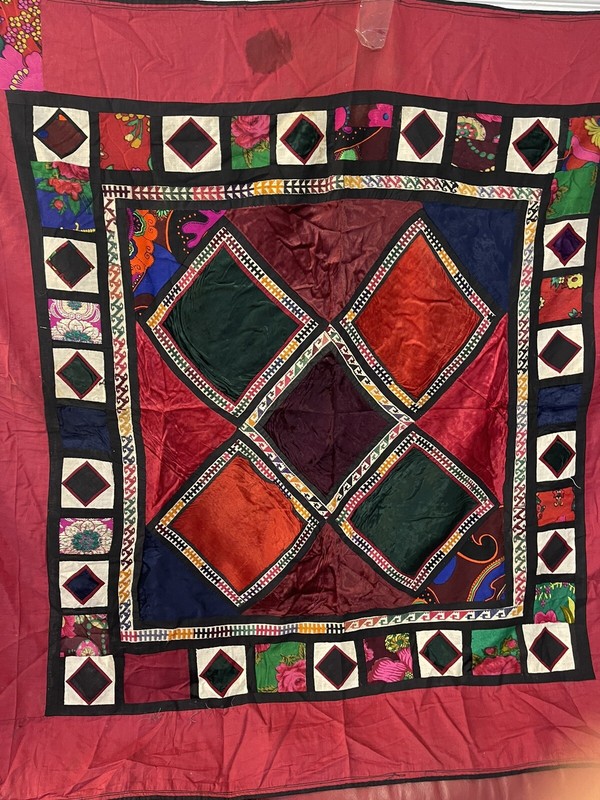 antique Vintage Uzbek Suzani Patchwork wall hanging Hand Made 108x110cm gallery